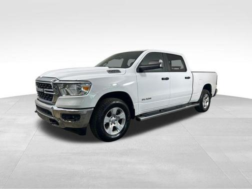 Bright White Clearcoat 2023 RAM 1500 Big Horn