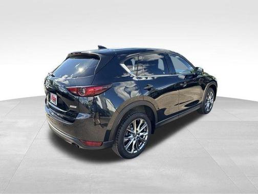 Jet Black Mica 2019 Mazda CX-5 Signature