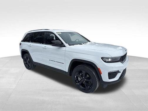Bright White Clearcoat 2025 Jeep Grand Cherokee Limited
