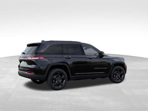 Diamond Black 2026 Jeep Grand Cherokee Limited