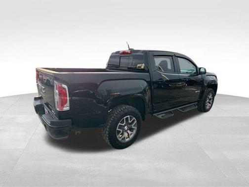 2022 GMC Canyon AT4 w/Cloth