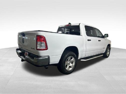 Bright White Clearcoat 2023 RAM 1500 Big Horn