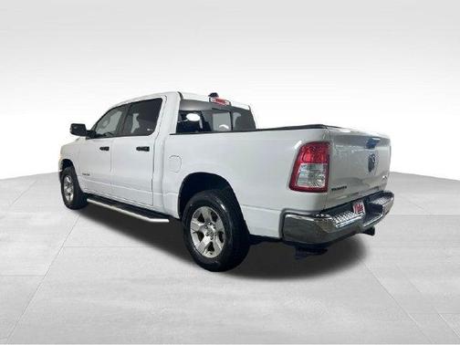 Bright White Clearcoat 2023 RAM 1500 Big Horn