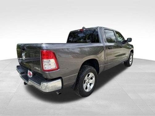 Crystal Metallic 2024 RAM 1500 Big Horn/Lone Star