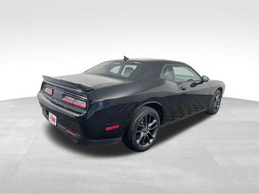 Pitch Black Clearcoat 2023 Dodge Challenger SXT