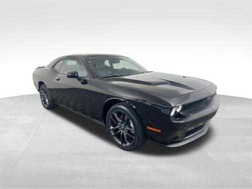 Pitch Black Clearcoat 2023 Dodge Challenger SXT