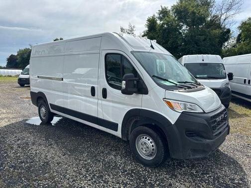 Bright White Clearcoat 2026 RAM ProMaster 2500 High Roof