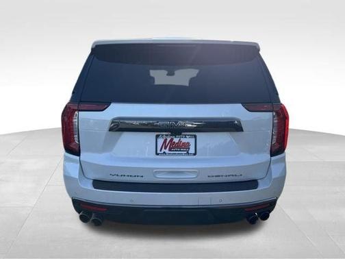 White Frost Tri-Coat 2023 GMC Yukon XL Denali Ultimate