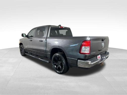 Granite Crystal Clearcoat Metallic 2024 RAM 1500 Big Horn/Lone Star