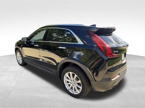 Stellar Black Metallic 2021 Cadillac XT4 Luxury