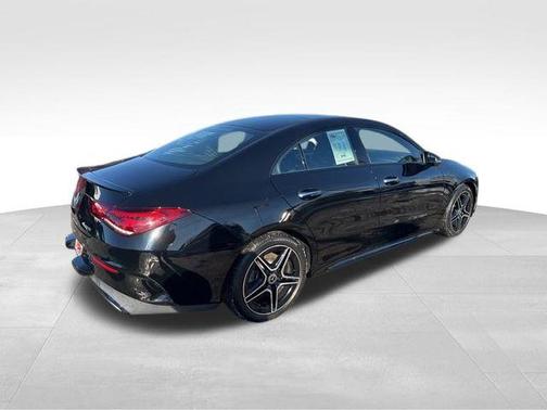 2022 Mercedes-Benz CLA 250 Base 4MATIC