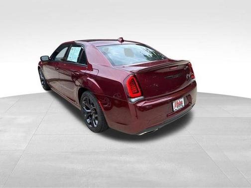Velvet Red Pearlcoat 2023 Chrysler 300 S