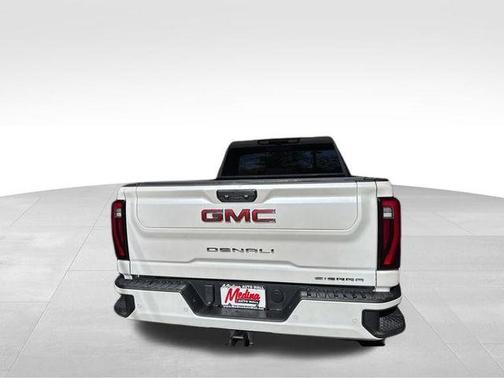 2024 GMC Sierra 2500 Denali