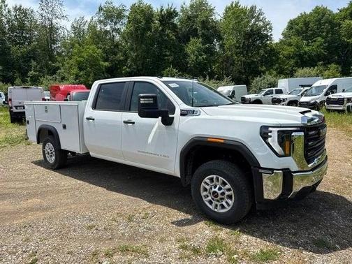 Summit White 2026 GMC Sierra 2500 Pro
