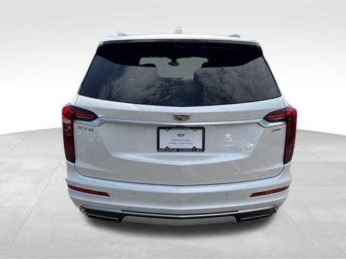 Crystal White Tri-Coat 2024 Cadillac XT6 Premium Luxury FWD