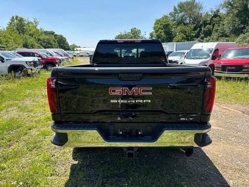 Onyx Black 2026 GMC Sierra 2500 SLT