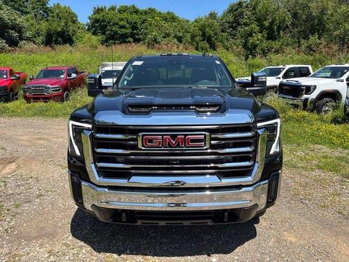 Onyx Black 2026 GMC Sierra 2500 SLT