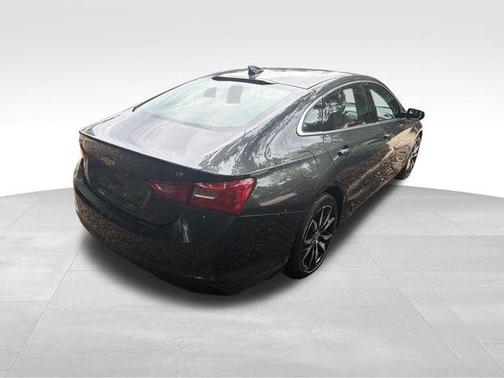 Nightfall Gray Metallic 2018 Chevrolet Malibu LT