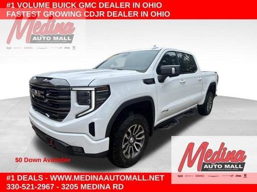 Summit White 2023 GMC Sierra 1500 AT4