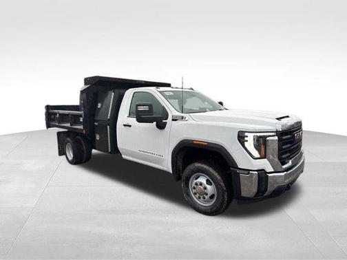 Summit White 2026 GMC Sierra 3500 Pro