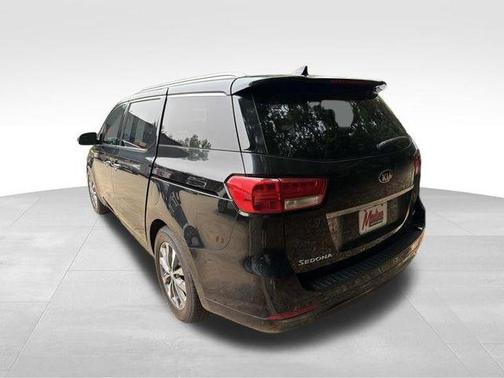 Aurora Black 2017 Kia Sedona SX