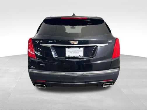 Stellar Black Metallic 2018 Cadillac XT5 Base