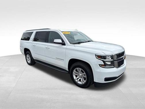 Summit White 2017 Chevrolet Suburban LT