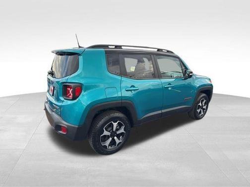 2022 Jeep Renegade Trailhawk