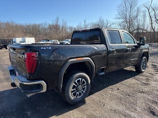 Onyx Black 2026 GMC Sierra 2500 SLT
