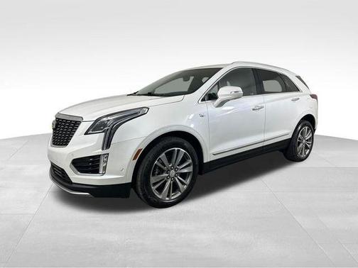 Crystal White Tri-Coat 2021 Cadillac XT5 Premium Luxury