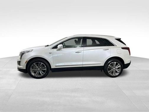 Crystal White Tri-Coat 2021 Cadillac XT5 Premium Luxury