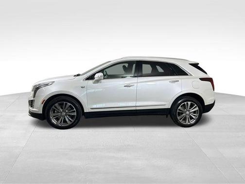 Crystal White Tri-Coat 2021 Cadillac XT5 Premium Luxury