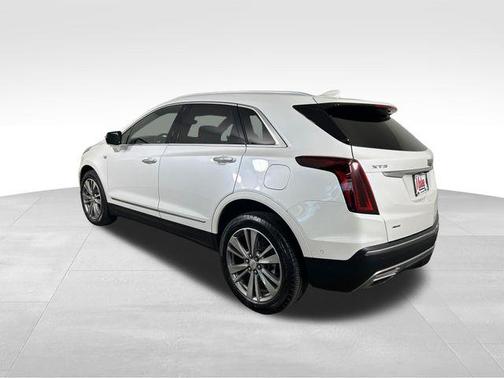 Crystal White Tri-Coat 2021 Cadillac XT5 Premium Luxury