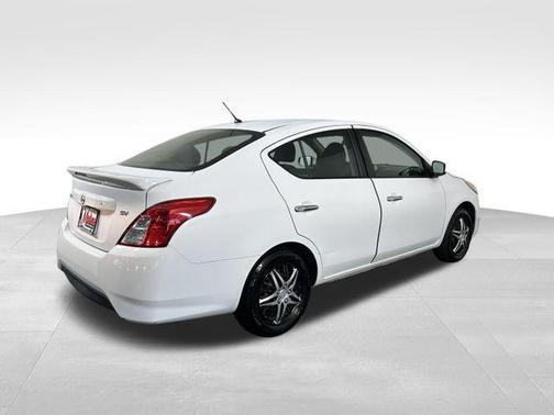 2018 Nissan Versa 1.6 SV