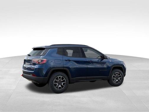 Fathom Blue Pearlcoat 2026 Jeep Compass Trailhawk