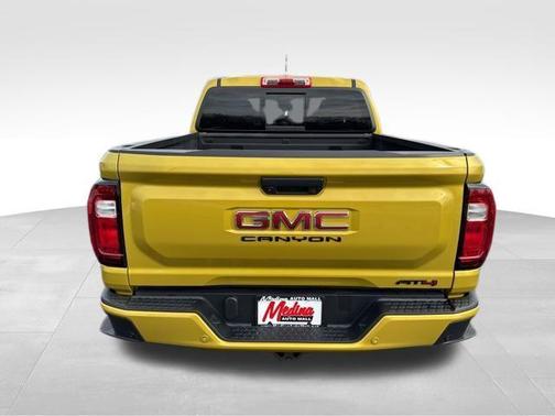 2023 GMC Canyon AT4