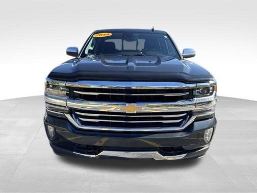 Graphite Metallic 2018 Chevrolet Silverado 1500 High Country