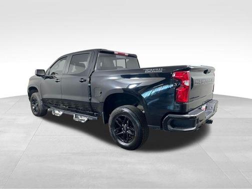 Black 2022 Chevrolet Silverado 1500 LT Trail Boss