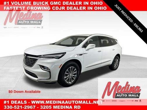 2022 Buick Enclave Essence