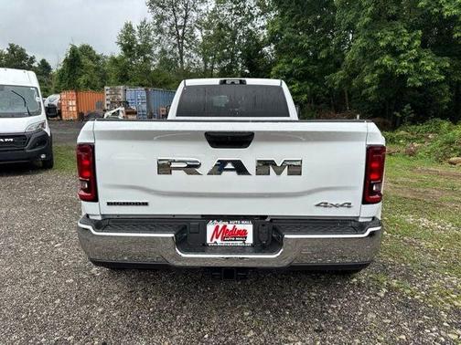 Bright White Clearcoat 2026 RAM 3500 Big Horn