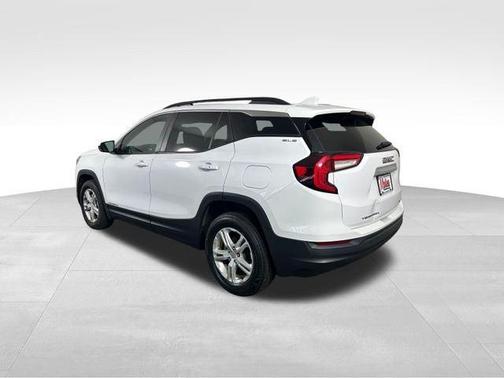 Summit White 2023 GMC Terrain SLE