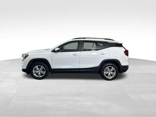 Summit White 2023 GMC Terrain SLE