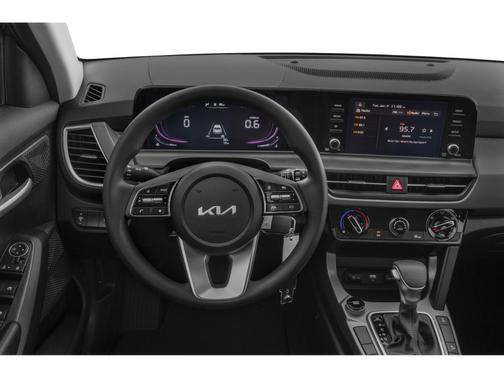 Fusion Orange 2024 Kia Seltos LX