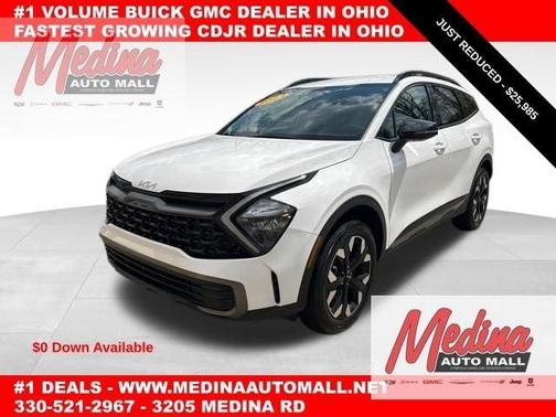 Glacial White Pearl 2023 Kia Sportage X-Line