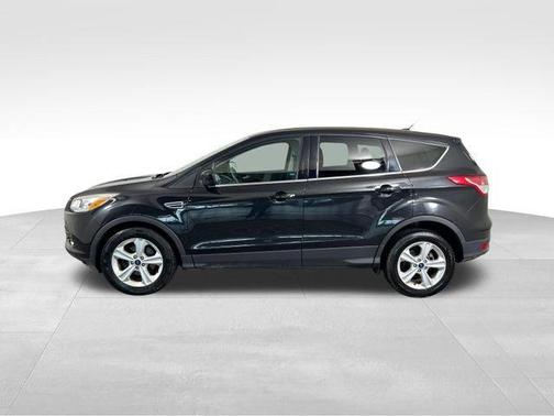 Tuxedo Black 2015 Ford Escape SE