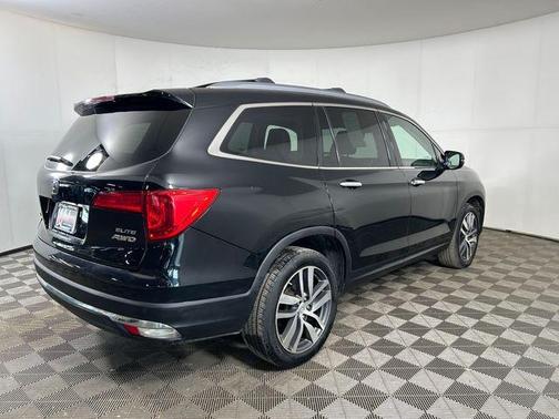 2017 Honda Pilot Elite