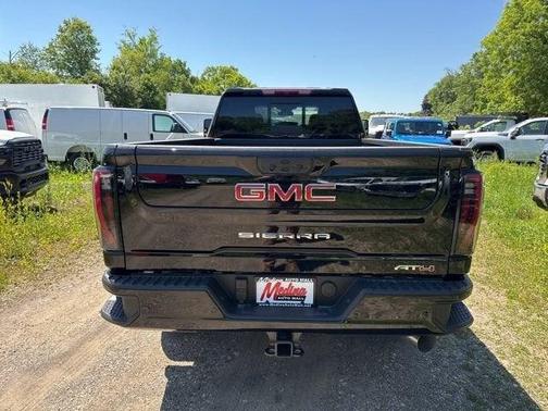 Onyx Black 2026 GMC Sierra 2500 AT4