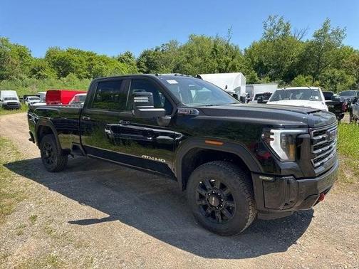 Onyx Black 2026 GMC Sierra 2500 AT4