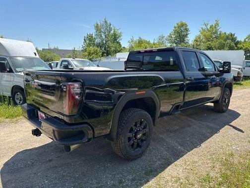 Onyx Black 2026 GMC Sierra 2500 AT4