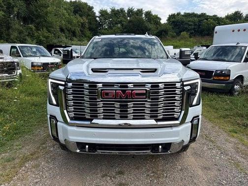 Glacier White 2026 GMC Sierra 2500 Denali